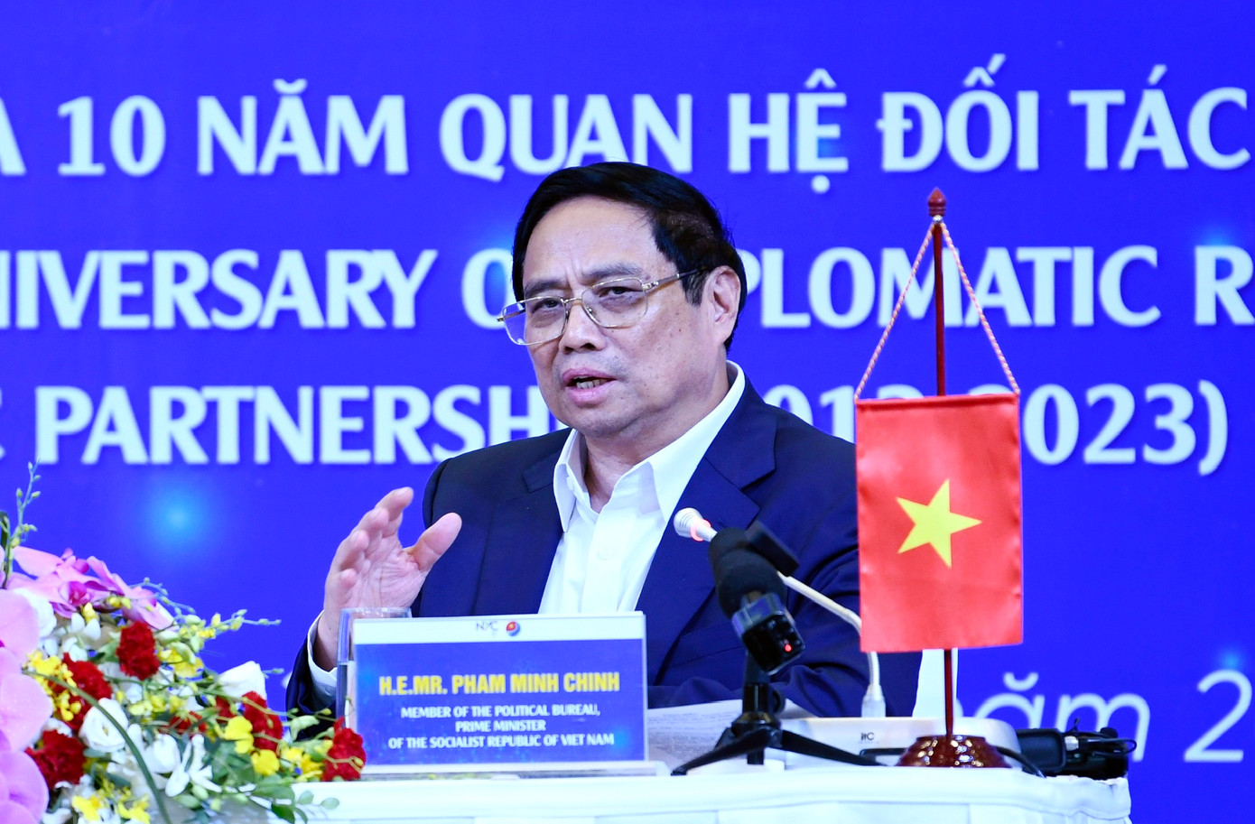 Thủ tướng Phạm Minh Chính trao đổi tại chương trình. (Ảnh: Như Ý)