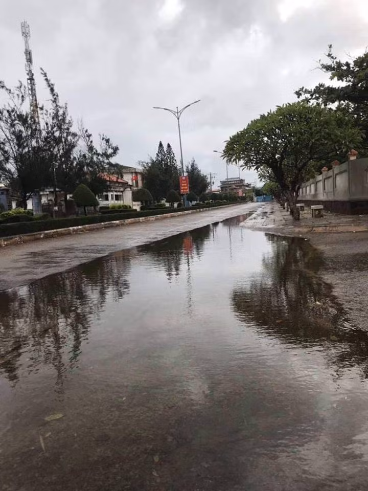 Bão số 9 tiến gần đảo Phú Quý gây mưa lớn, Bình Thuận sẵn sàng ứng phó ảnh 6