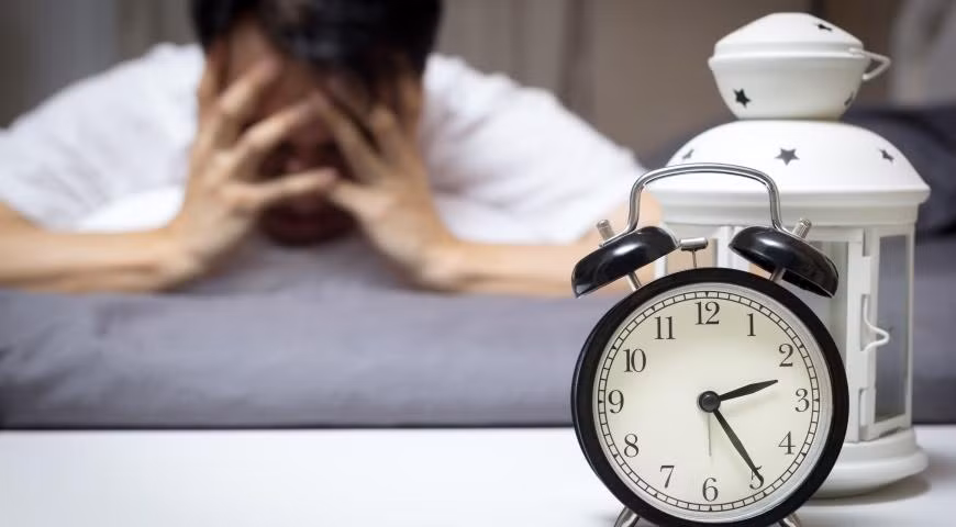 Quãng 2- 3 giờ sáng chỉ 3% mày râu hứng thú với chuyện ấy. Quãng 2- 3 giờ sáng chỉ 3% mày râu hứng thú với chuyện ấy.