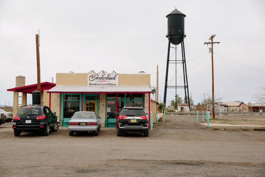 Trump đòi xây tường biên giới Mỹ - Mexico: Trên nóng dưới lạnh ảnh 1