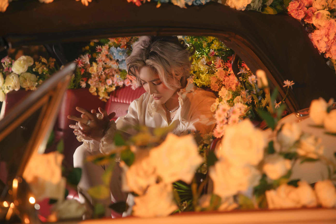 Bối cảnh của sản phẩm mới là sự bắt trend "xe hoa" của giới trẻ. Bối cảnh của sản phẩm mới là sự bắt trend "xe hoa" của giới trẻ.