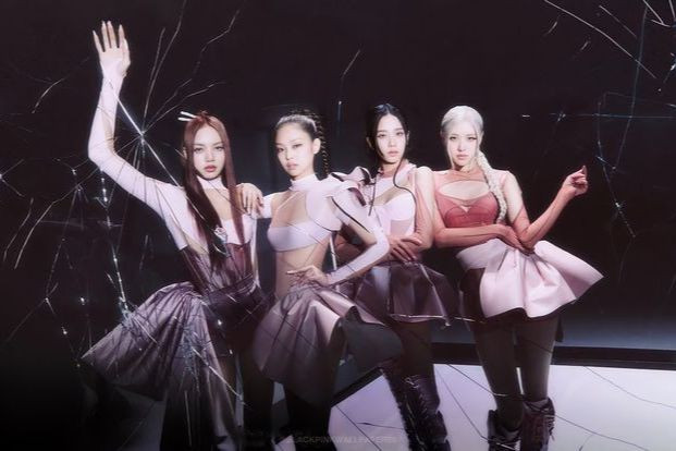 BLACKPINK định nghĩa 2023 là năm của Đen Hồng.