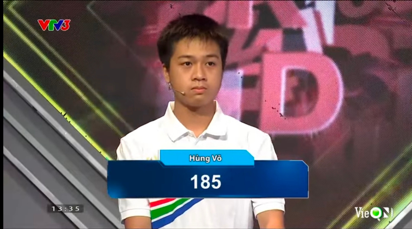 Hùng Võ bước vào phần thi Về đích với 185 điểm.