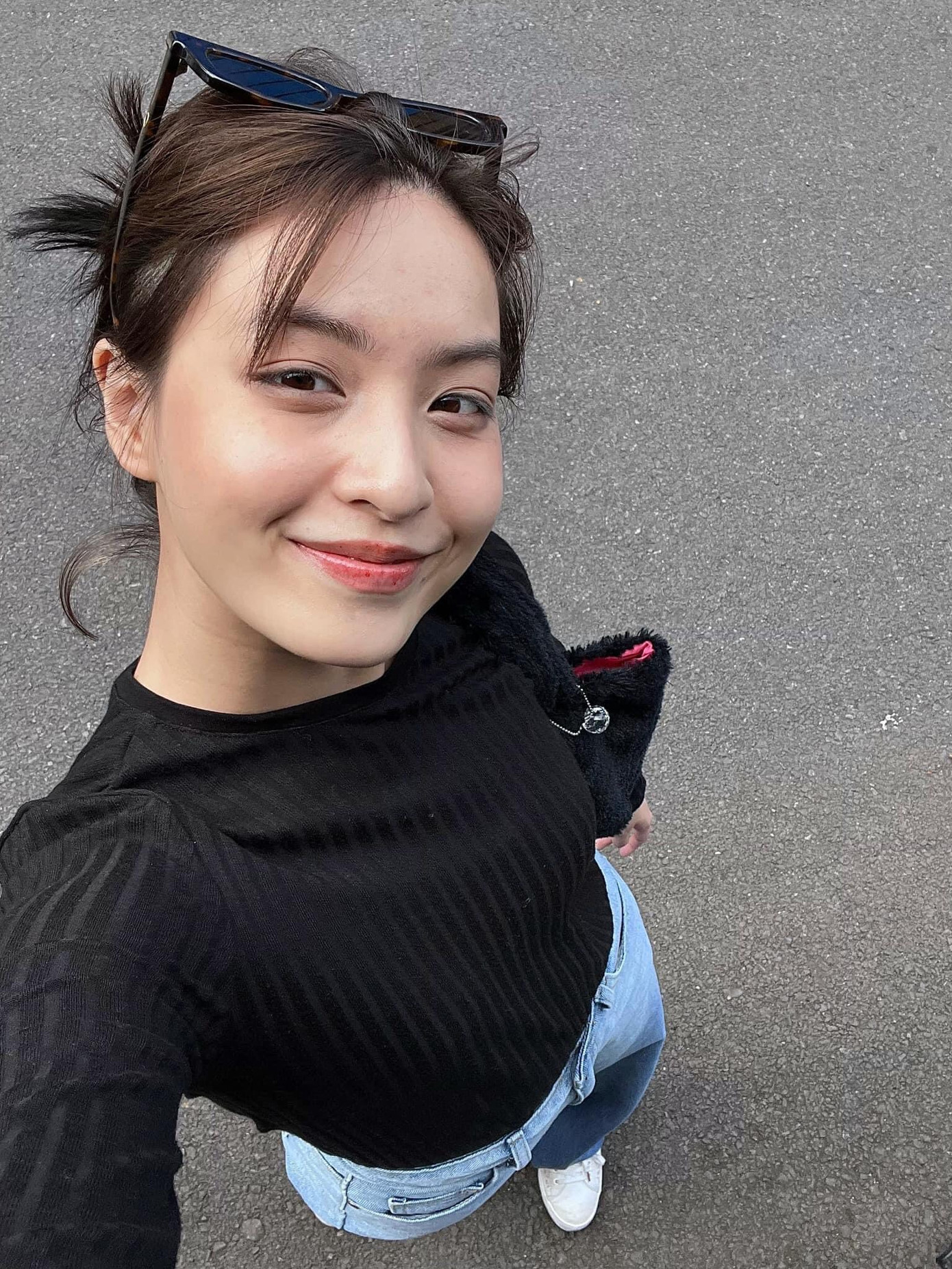 Không chỉ sở hữu thành tích học tập đáng nể, Thảo Tâm còn gây chú ý bởi nhan sắc xinh đẹp. Không chỉ sở hữu thành tích học tập đáng nể, Thảo Tâm còn gây chú ý bởi nhan sắc xinh đẹp.