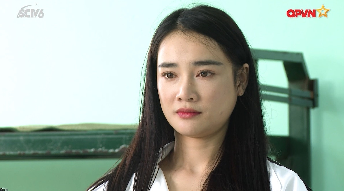 Nhã Phương nhận được lời khen từ chỉ huy bởi sự chuẩn bị nhanh chóng và kỹ càng. Nhã Phương nhận được lời khen từ chỉ huy bởi sự chuẩn bị nhanh chóng và kỹ càng.