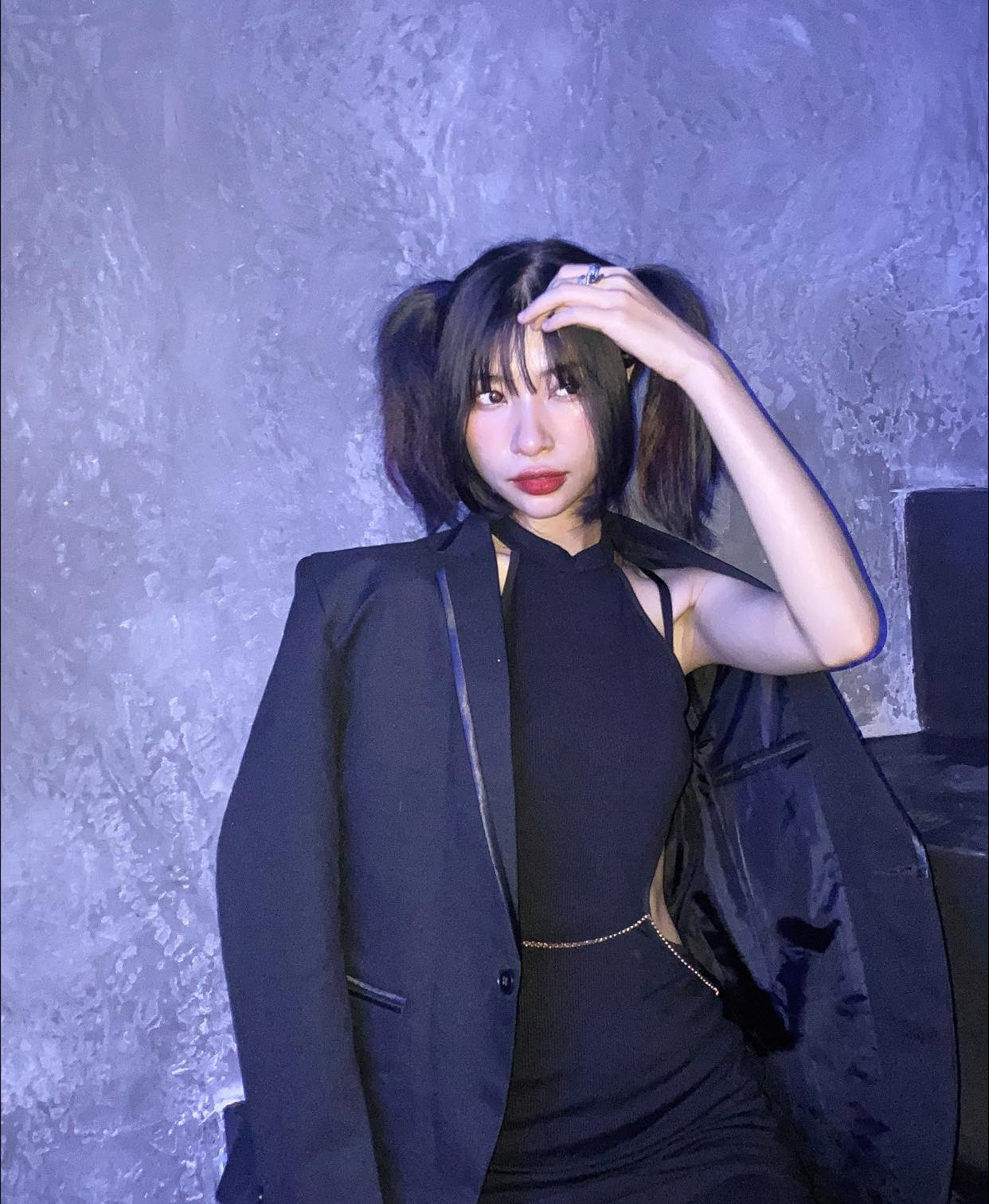 Nữ ca sĩ cho biết tác giả của bài hát là người quyết định về bản quyền.