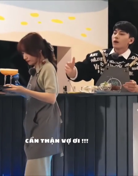 Khoảnh khắc Isaac gọi Hòa Minzy bằng vợ khiến người hâm mộ không khỏi bất ngờ.