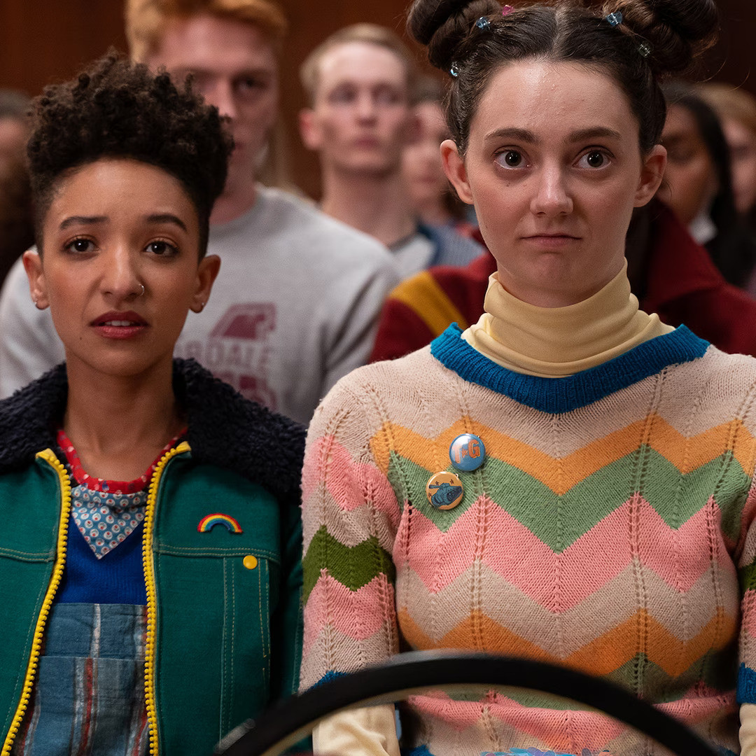 Nhân vật Ola và Lily không xuất hiện trong Sex Education mùa 4 Nhân vật Ola và Lily không xuất hiện trong Sex Education mùa 4