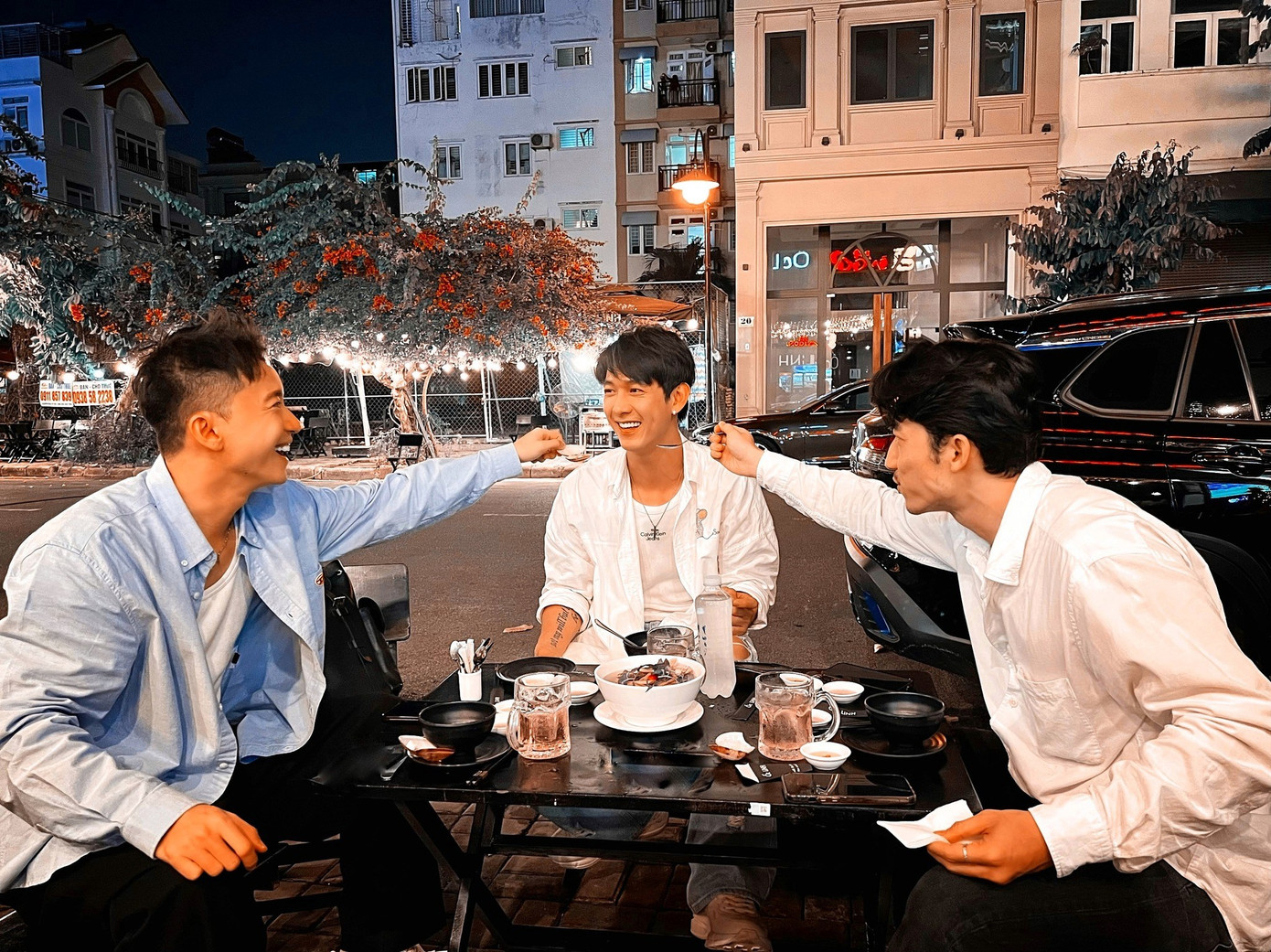 Hội bạn thân mỹ nam khiến người hâm mộ "đứng ngồi không yên". Hội bạn thân mỹ nam khiến người hâm mộ "đứng ngồi không yên".