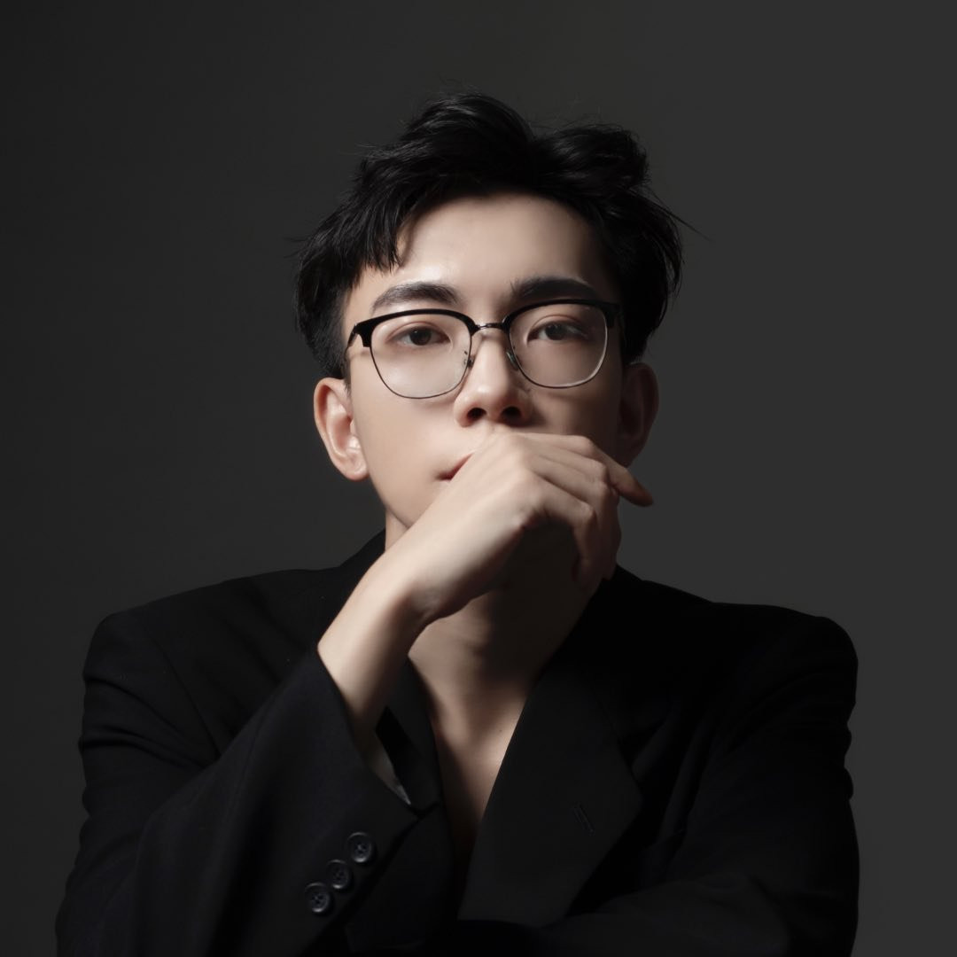 Phan Huy được gia đình ủng hộ khi theo đuổi con đường Thiết kế thời trang. Ảnh: Phan Huy Phan Huy được gia đình ủng hộ khi theo đuổi con đường Thiết kế thời trang. Ảnh: Phan Huy