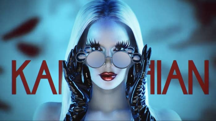 Kim Kardashian khác lạ trong teaser trailer của American Horror Story mùa 12.