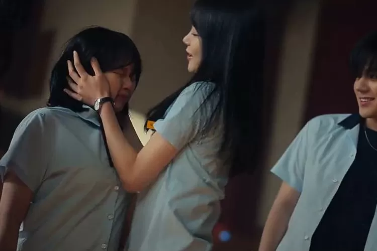 Những “kẻ bắt nạt” thường đi thành nhóm để bắt nạt một nạn nhân - Ảnh minh họa: Phim The Glory.