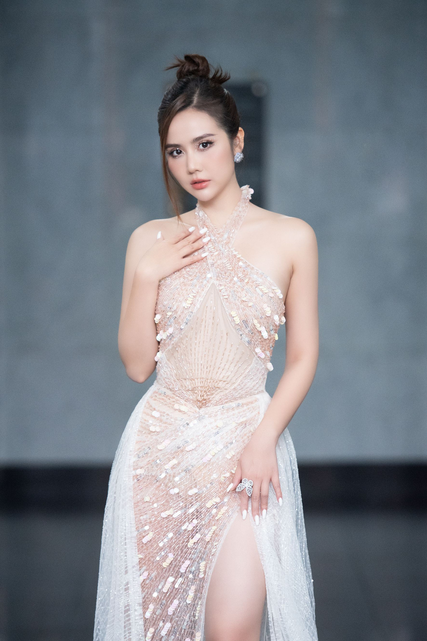 Nhan sắc ngày càng thăng hạng của nữ diễn viên.