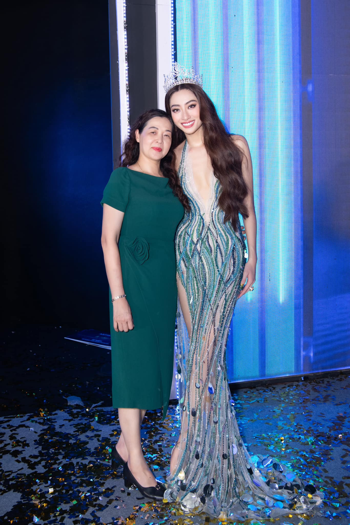 Lương Thùy Linh cũng dành lời chúc ngọt ngào đến mẹ trong ngày đặc biệt này.