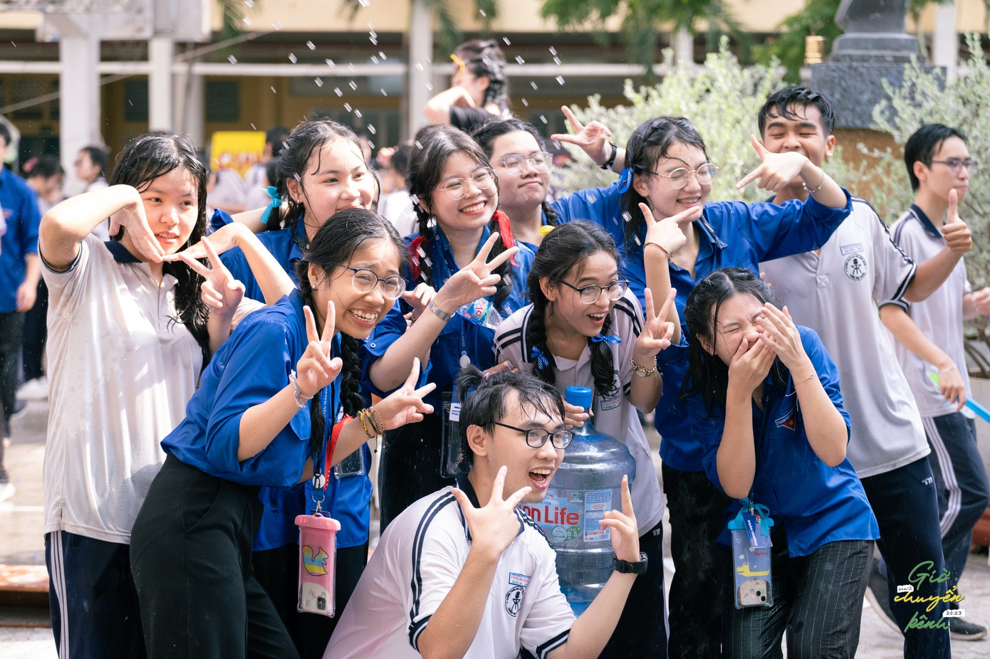 Các “cư dân” của THPT chuyên Trần Đại Nghĩa không chỉ học giỏi mà còn năng nổ trong các hoạt động ngoại khóa. Ảnh: Giờ Chuyển Kênh Các “cư dân” của THPT chuyên Trần Đại Nghĩa không chỉ học giỏi mà còn năng nổ trong các hoạt động ngoại khóa. Ảnh: Giờ Chuyển Kênh