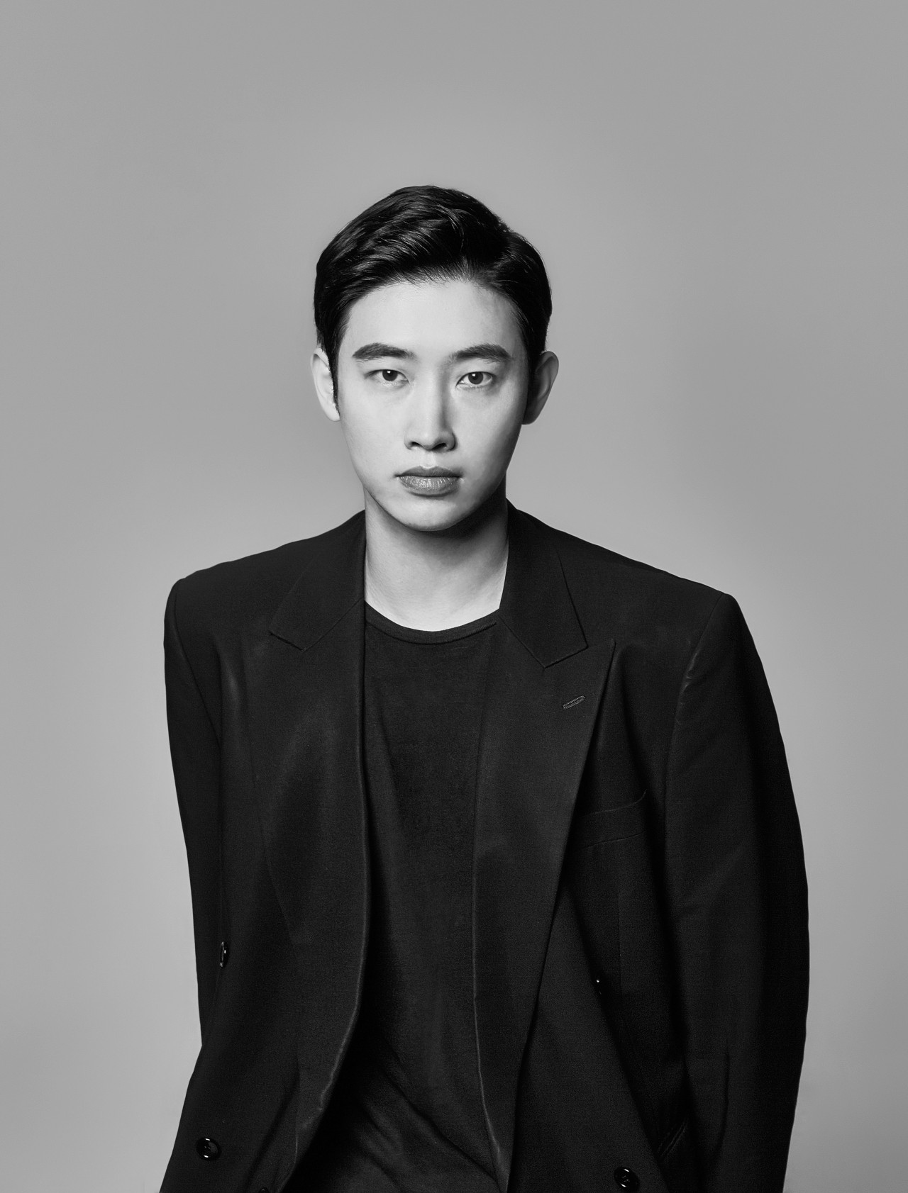 Chân dung nhà thiết kế gốc Hàn, Kiminte Kimhekim.