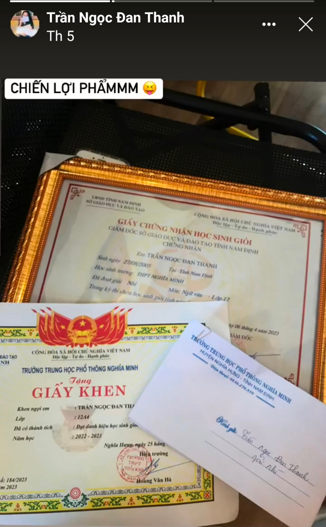 Đan Thanh từng đạt giải Nhì kỳ thi HSG cấp Tỉnh trước đó. Ảnh: FNBV Đan Thanh từng đạt giải Nhì kỳ thi HSG cấp Tỉnh trước đó. Ảnh: FNBV