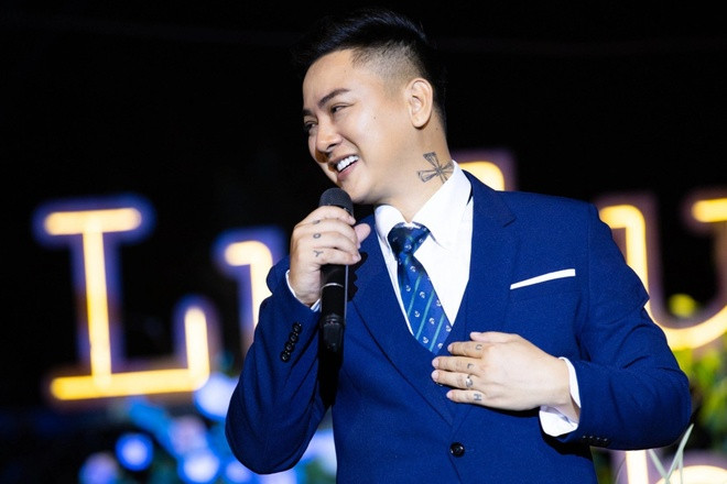 Hoài Lâm trở lại sân khấu với lời hứa làm nghề nghiêm túc.