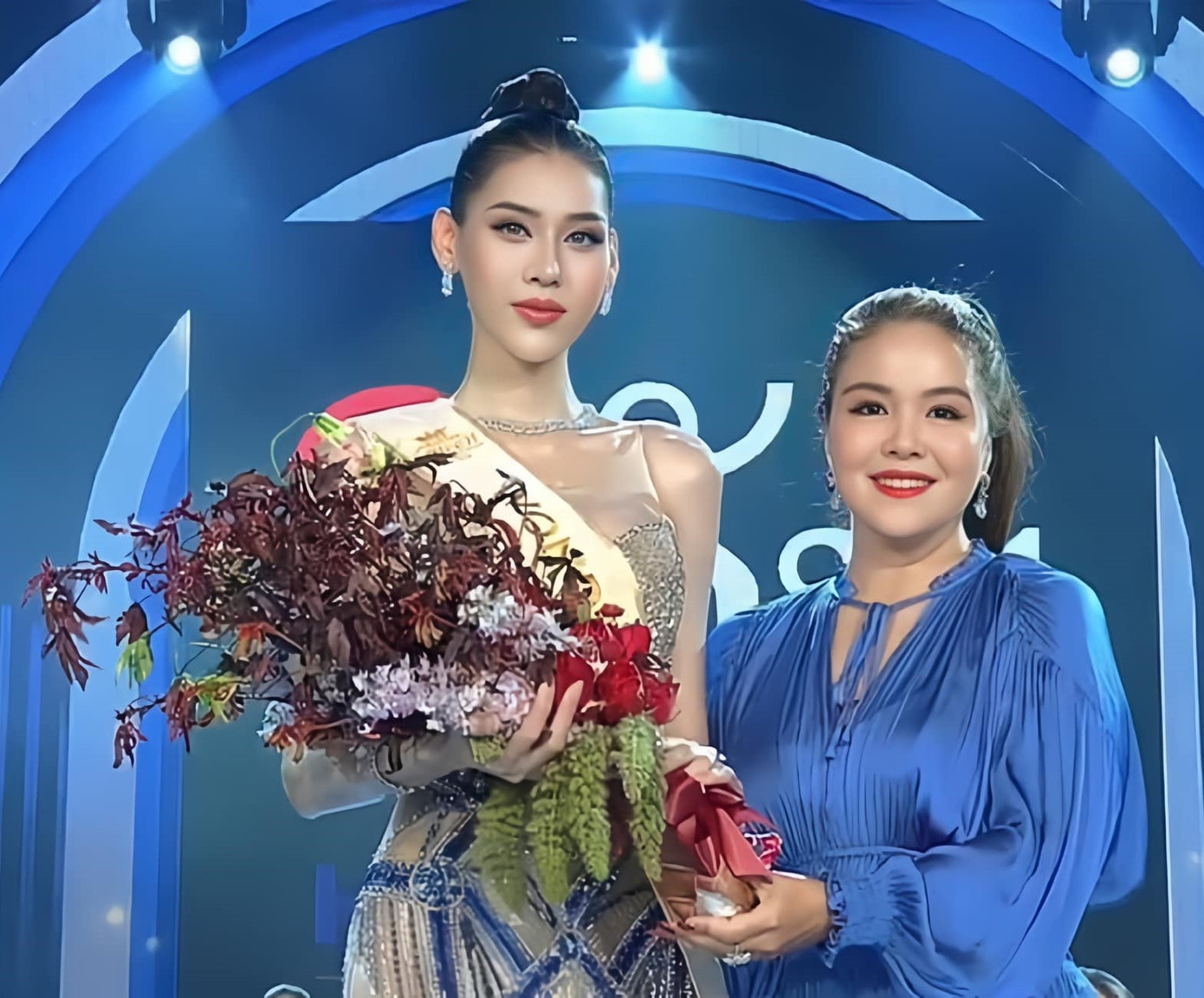 Chiến thắng đầu tiên của Dịu Thảo khiến khán giả không khỏi mong đợi vào chiếc vương miện tiếp theo tại sân chơi sắc đẹp này. Chiến thắng đầu tiên của Dịu Thảo khiến khán giả không khỏi mong đợi vào chiếc vương miện tiếp theo tại sân chơi sắc đẹp này.