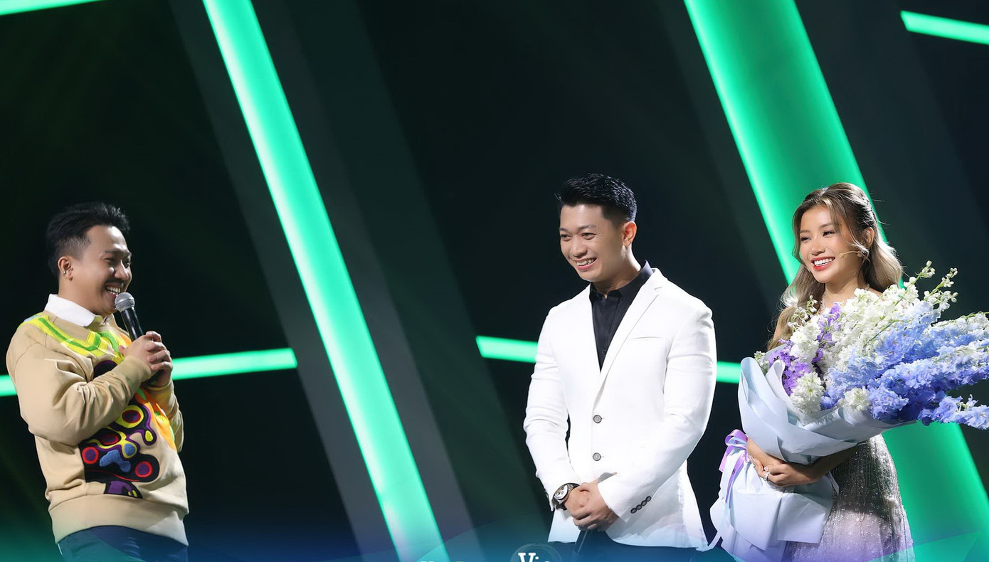 Nam MC tiếp tục nhận được sự quan tâm khi chia sẻ về tình cũ. Nam MC tiếp tục nhận được sự quan tâm khi chia sẻ về tình cũ.