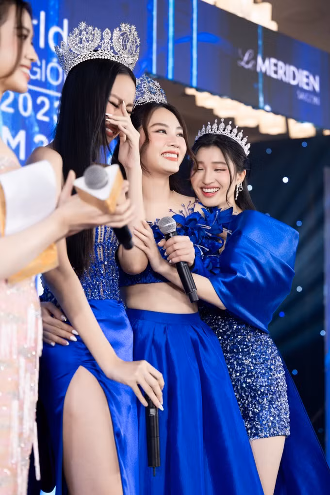 Bảo Ngọc từng nghẹn ngào chia sẻ về những áp lực của Hoa hậu Mai Phương.