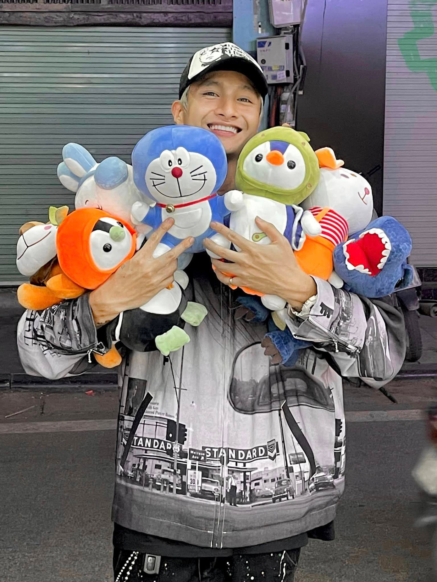 16 Typh đã vượt qua giai đoạn khó khăn bằng việc bắt đầu những thói quen lành mạnh.