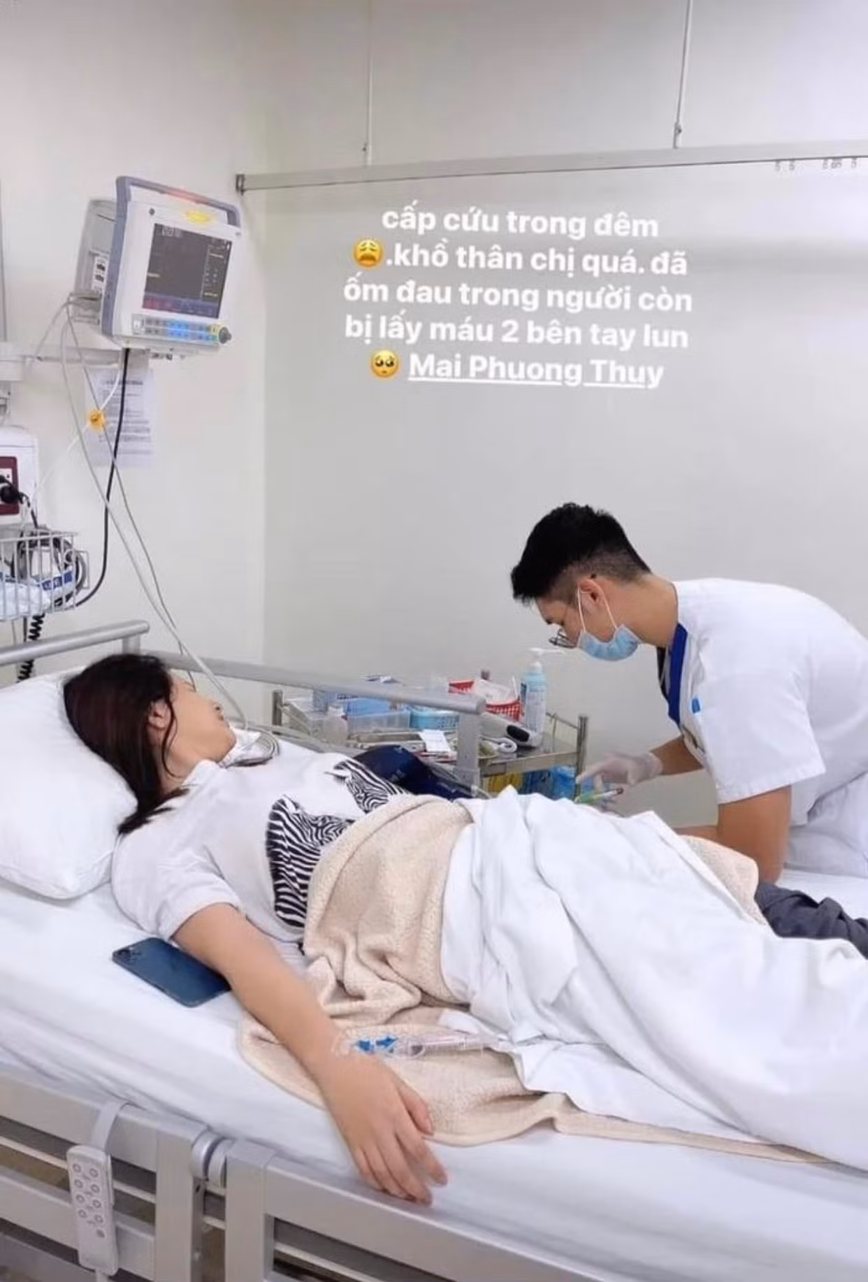 Hình ảnh Mai Phương Thúy ở bệnh viện lúc nửa đêm khiến nhiều người lo lắng. Hình ảnh Mai Phương Thúy ở bệnh viện lúc nửa đêm khiến nhiều người lo lắng.