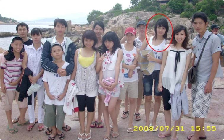 Dân tình nhanh chóng nhận ra Lan Ngọc trong bức hình đặc biệt này.