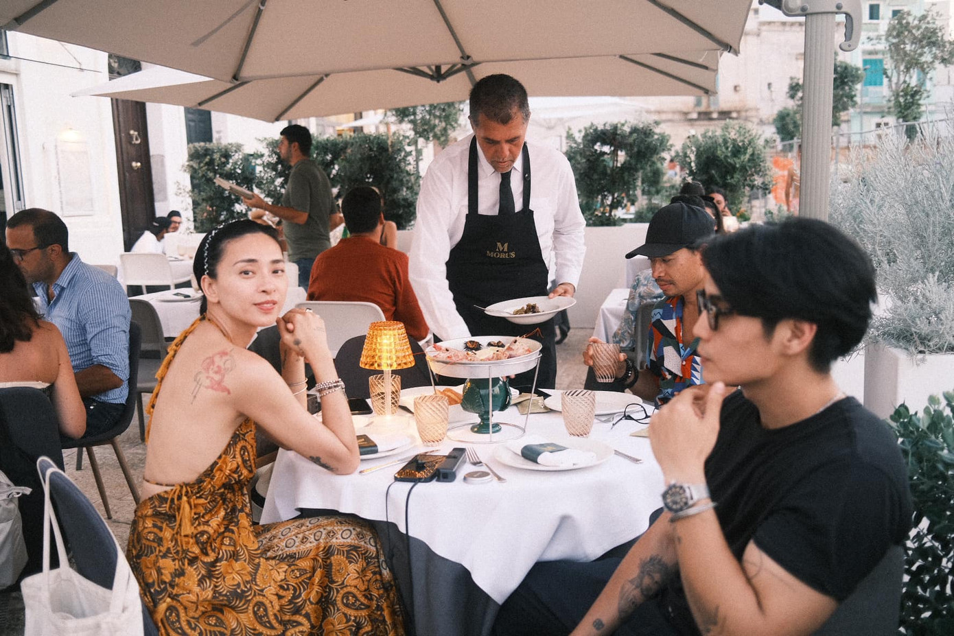 Dòng trạng thái nhắn nhủ đến chồng khiến cư dân mạng không khỏi ngưỡng mộ. Dòng trạng thái nhắn nhủ đến chồng khiến cư dân mạng không khỏi ngưỡng mộ.