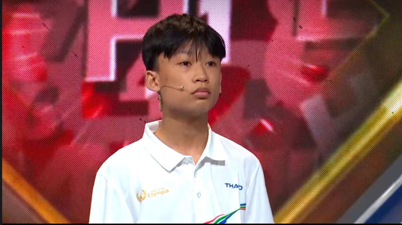 Quang Minh giải mã chính xác từ khóa của phần thi Vượt chướng ngại vật. Quang Minh giải mã chính xác từ khóa của phần thi Vượt chướng ngại vật.