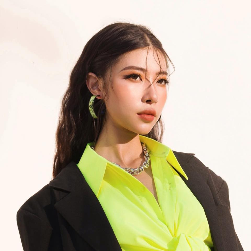 Chủ nhân ca khúc &quot;Túy Âm&quot; cho biết cô chỉ mới làm việc thông qua quản lý của Ngọc Mai.