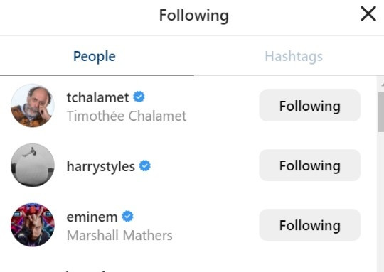 Megan Fox theo dõi rapper Eminem, người từng có hiềm khích với Machine Gun Kelly. Megan Fox theo dõi rapper Eminem, người từng có hiềm khích với Machine Gun Kelly.