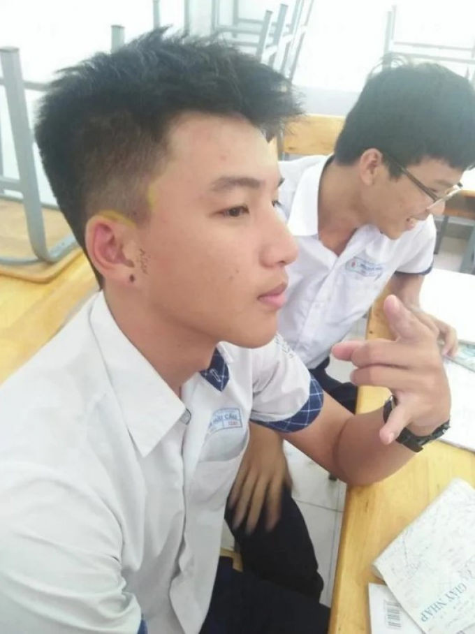 Ngay từ khi chưa nổi tiếng, nam rapper đã trông khá ngầu. Ngay từ khi chưa nổi tiếng, nam rapper đã trông khá ngầu.