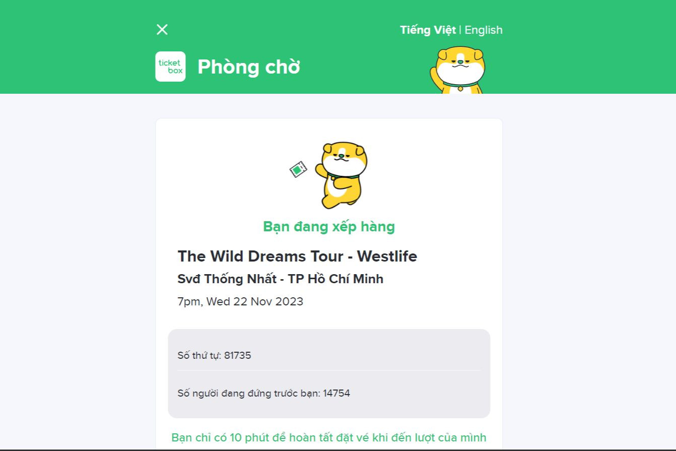 Hàng chục nghìn người hâm mộ Việt xếp hàng mua vé concert nhóm nhạc Westlife.