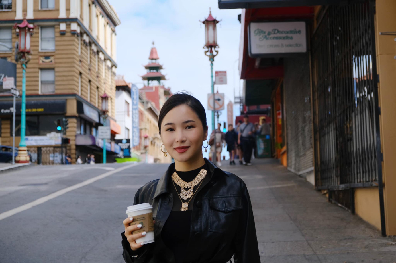 Hương Tràm vẫn được khán giả Việt yêu quý sau thời gian dài vắng bóng.