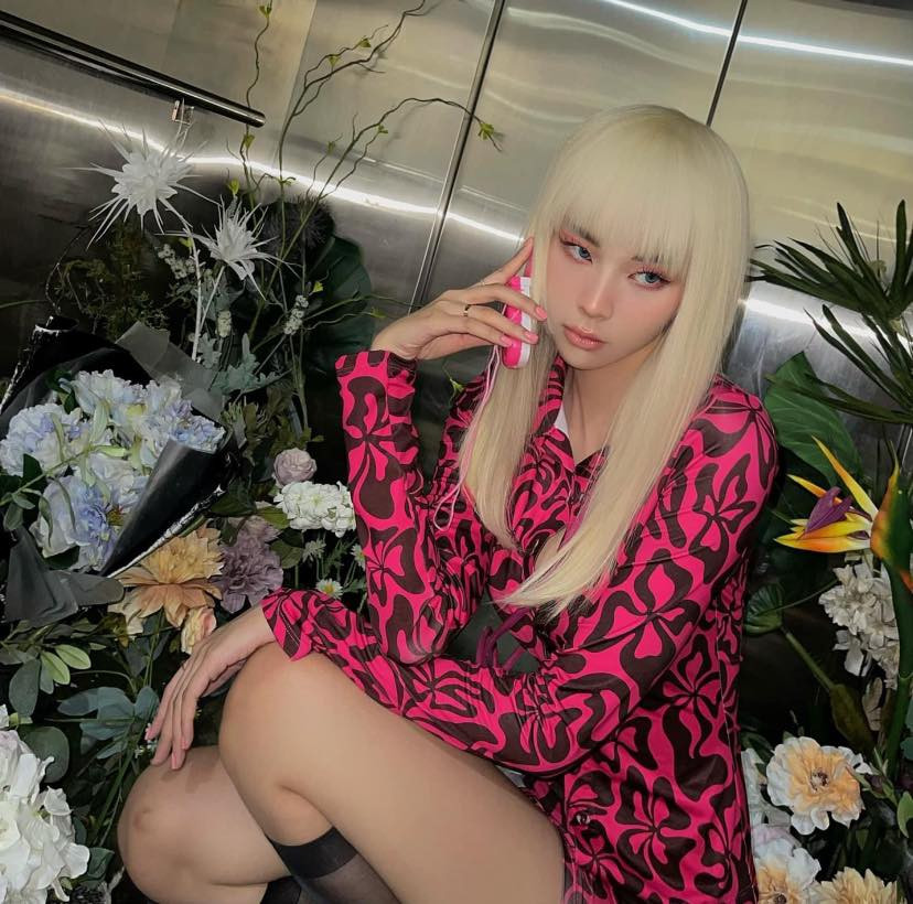 Liệu có màn "lột xác" của Phí Phương Anh trong dự án âm nhạc mới?