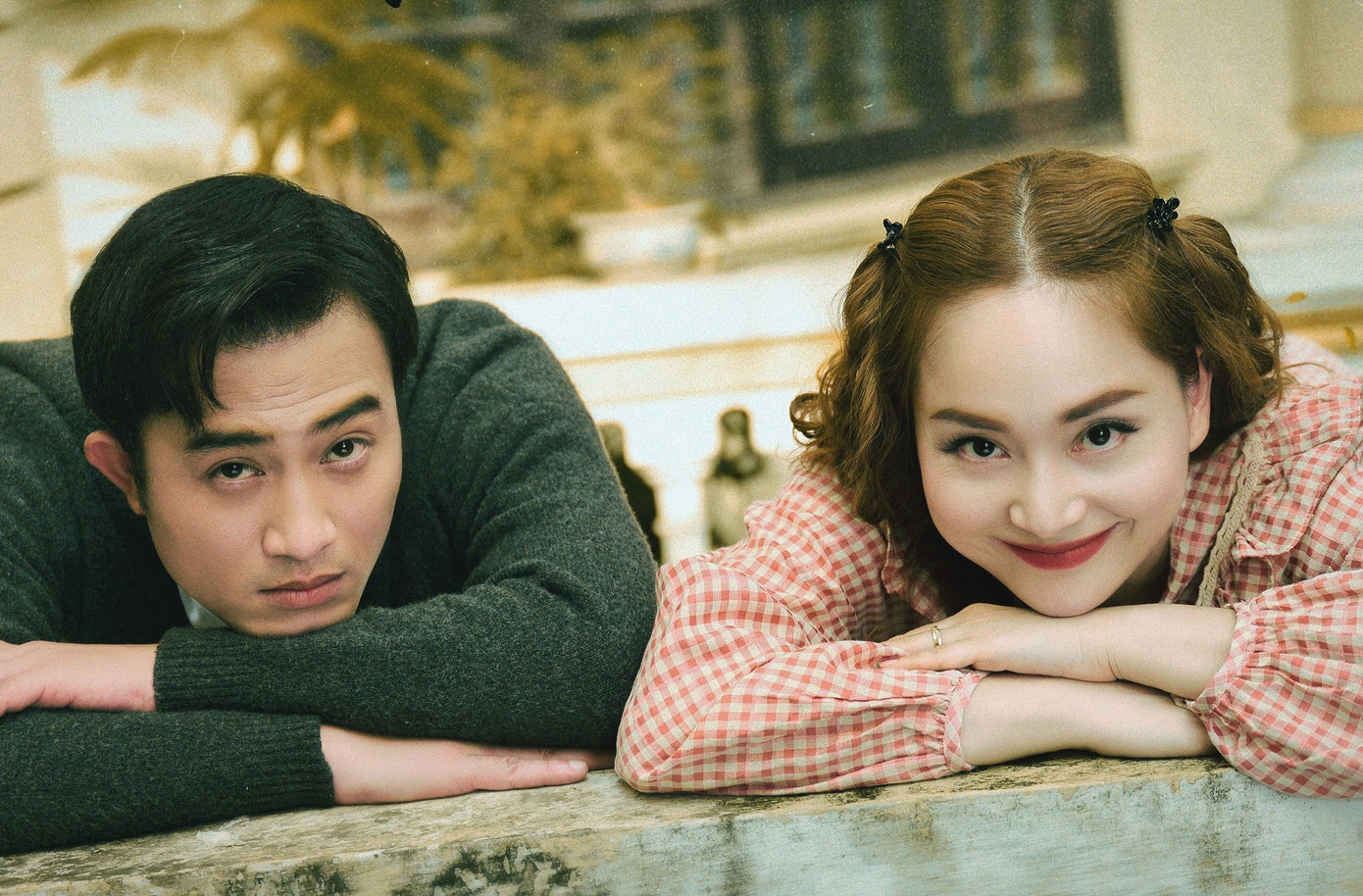 Lan Phương hội ngộ Doãn Quốc Đam trong phim mới. Hai người vào vai vợ chồng rất “mượt”. Lan Phương hội ngộ Doãn Quốc Đam trong phim mới. Hai người vào vai vợ chồng rất “mượt”.