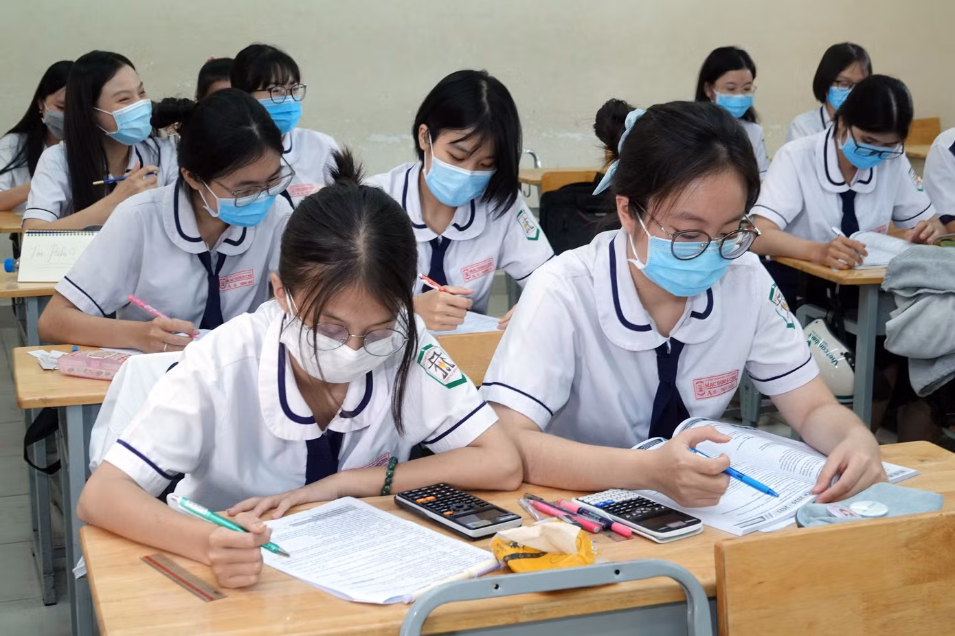 Xét tuyển bằng học bạ tăng cơ hội cho teen vào Đại học. (Ảnh minh họa từ Internet)
