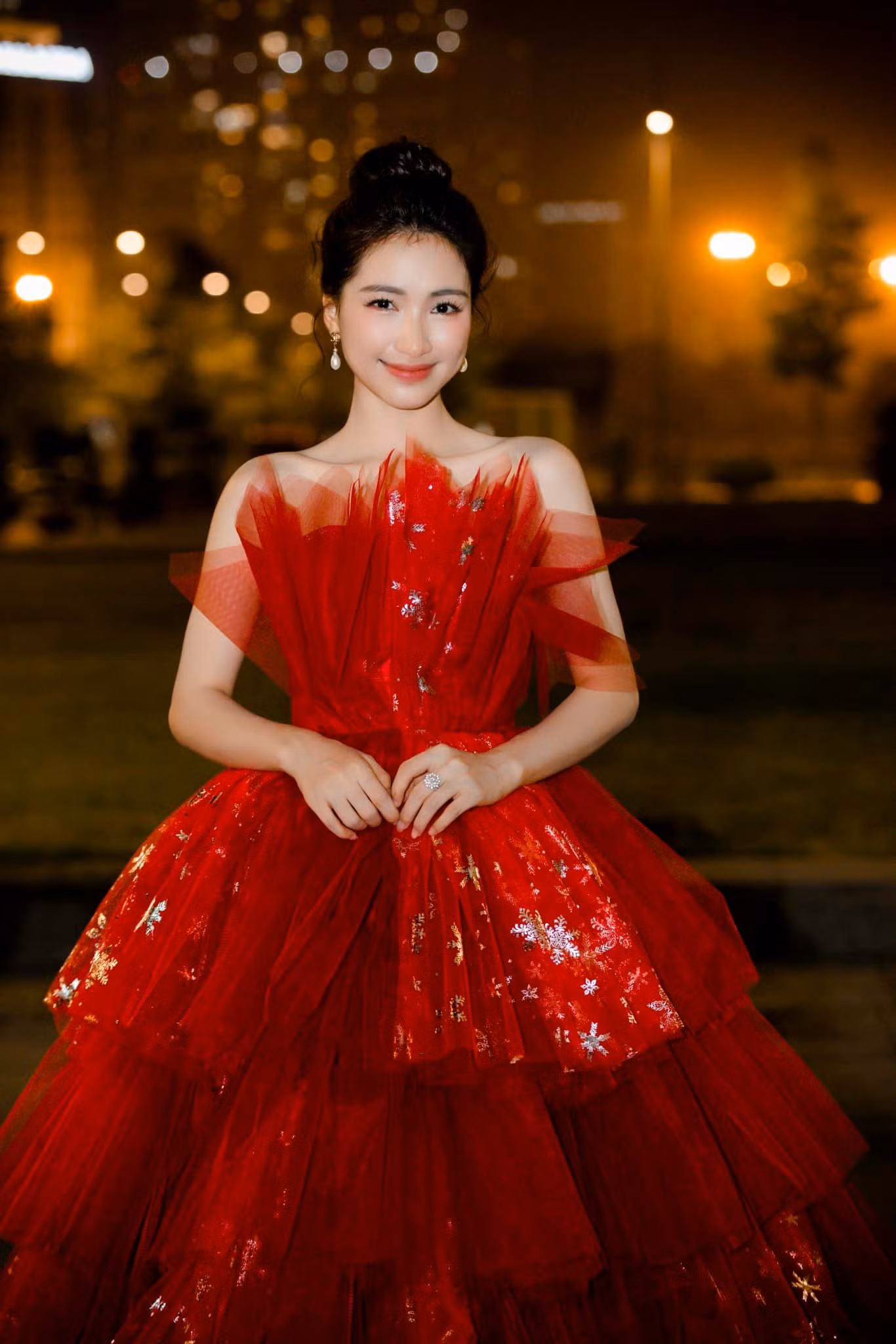 Nữ ca sĩ bày tỏ sự lo lắng trước tình hình sức khỏe hiện tại của bản thân. Nữ ca sĩ bày tỏ sự lo lắng trước tình hình sức khỏe hiện tại của bản thân.