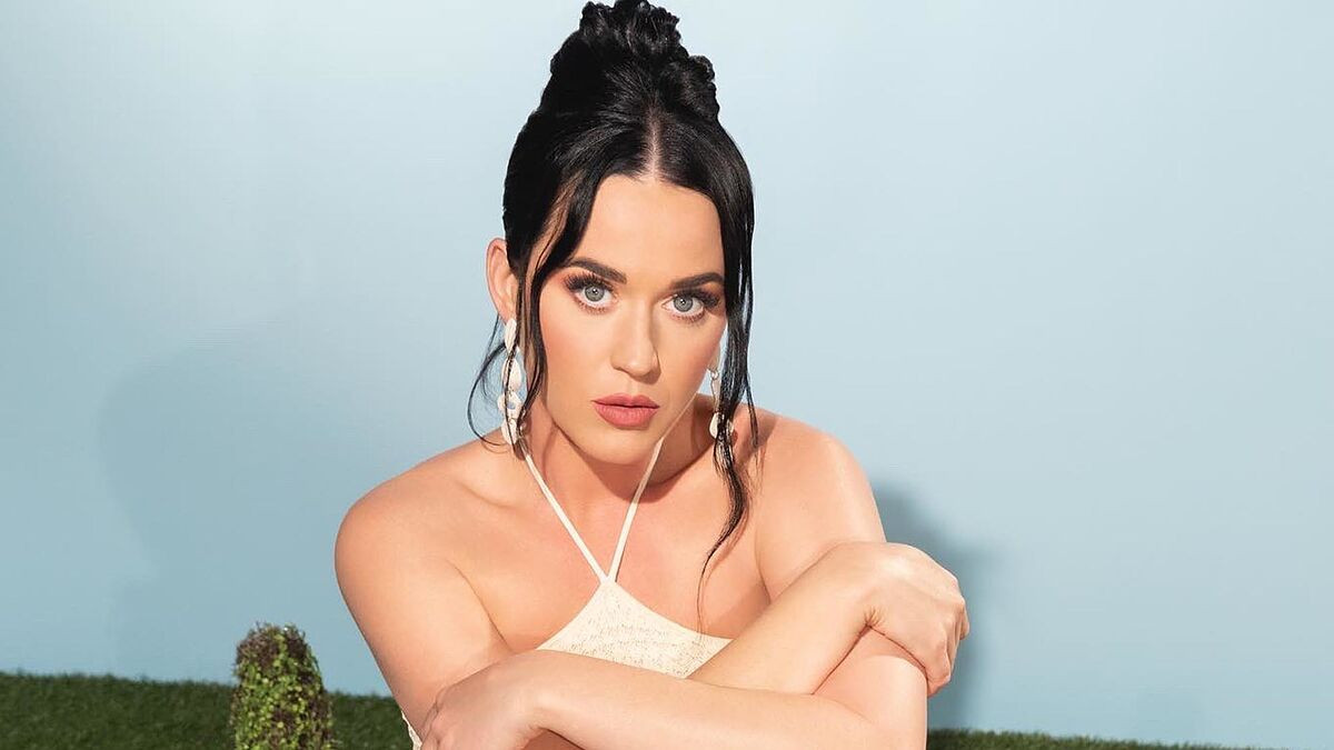 Người hâm mộ lo lắng Katy Perry sẽ giải nghệ sau khi bán bản quyền âm nhạc.