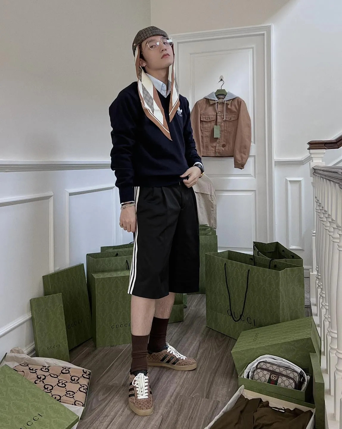 Bộ ảnh "nguyên cây Gucci" của Sơn Tùng từng nhận về sự thích thú từ cộng đồng mạng. Bộ ảnh "nguyên cây Gucci" của Sơn Tùng từng nhận về sự thích thú từ cộng đồng mạng.