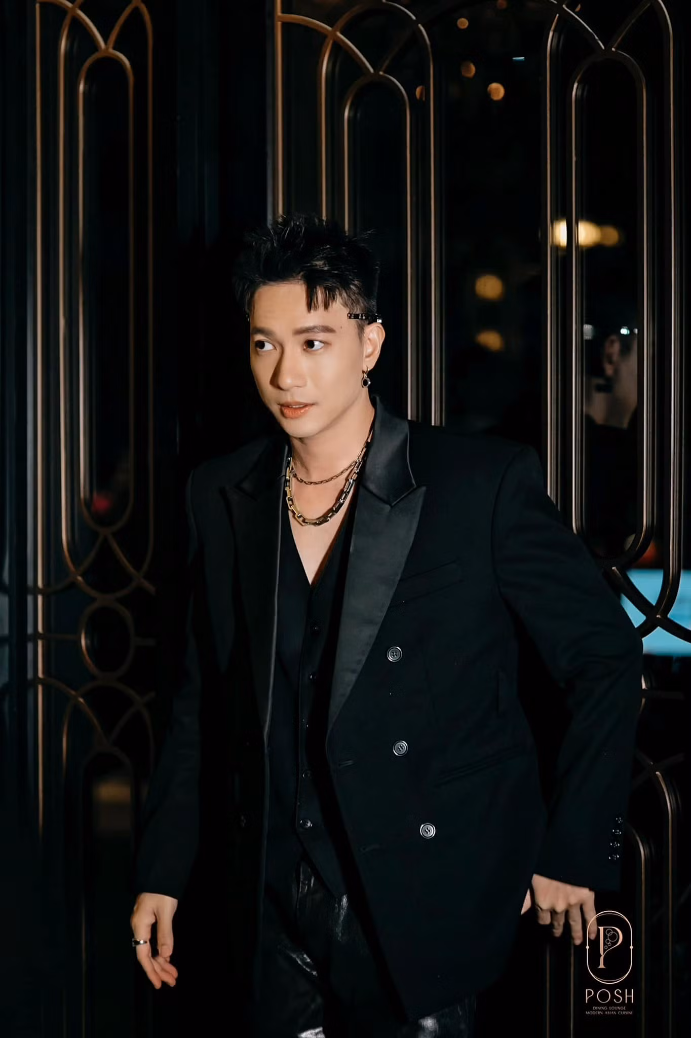 Nhan sắc hiện tại của nam ca sĩ cũng được khán giả ưu ái xếp vào hàng "nam thần".