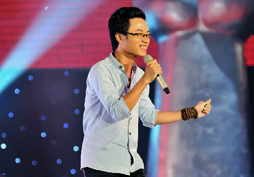 Sở hữu ngoại hình gầy nhẳng nhưng Trúc Nhân vẫn gây ấn tượng bởi giọng hát nội lực. Sở hữu ngoại hình gầy nhẳng nhưng Trúc Nhân vẫn gây ấn tượng bởi giọng hát nội lực.