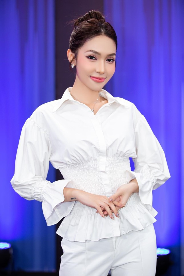 Ngay từ vòng loại, Mỹm Trần đã được 4 HLV tranh giành nảy lửa. Ngay từ vòng loại, Mỹm Trần đã được 4 HLV tranh giành nảy lửa.