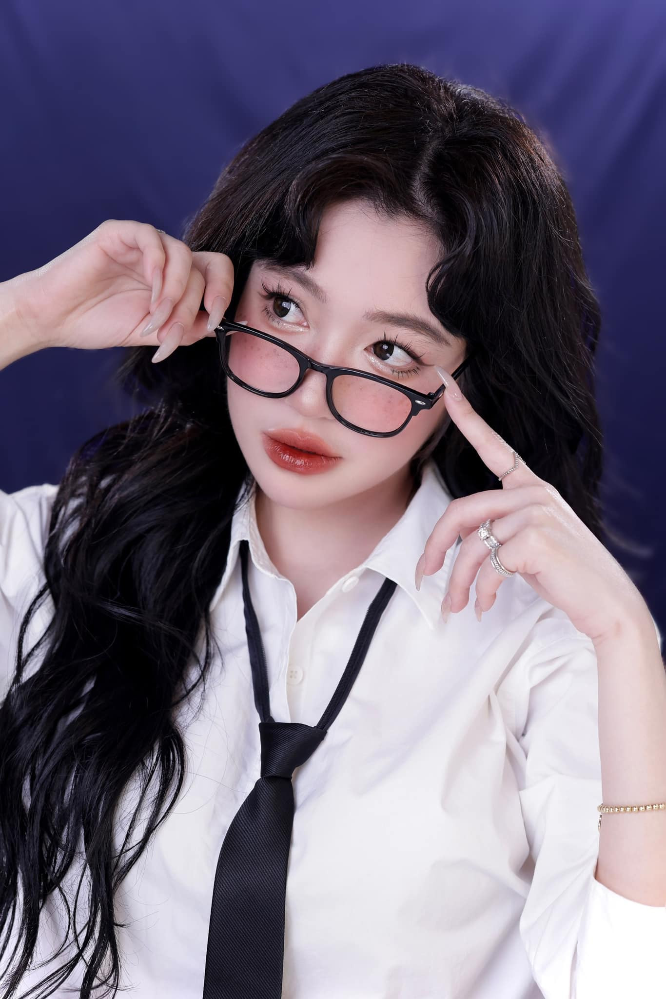 Nhan sắc Elly Trần nhiều lần &quot;gây bão&quot; cộng đồng mạng.