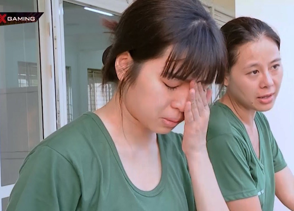 Khánh Vân từng nhận không ít "gạch đá" từ cộng đồng mạng bởi loạt khoảnh khắc "công chúa". Khánh Vân từng nhận không ít "gạch đá" từ cộng đồng mạng bởi loạt khoảnh khắc "công chúa".