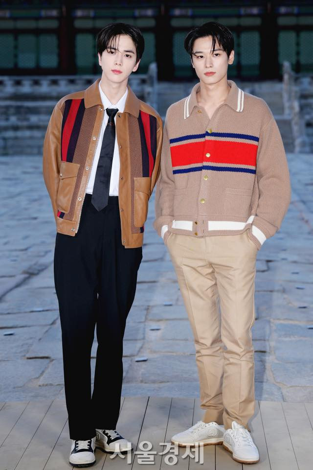 Young Hoon & Juyeon (The Boyz). Young Hoon & Juyeon (The Boyz).