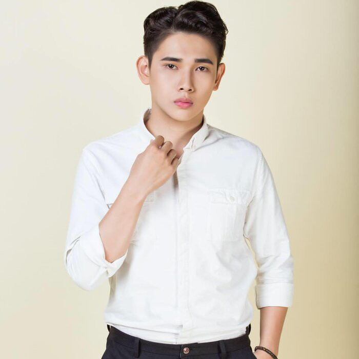 "Bạn trai tin đồn" của Uyển Ân là diễn viên trẻ Quỳnh Lý. "Bạn trai tin đồn" của Uyển Ân là diễn viên trẻ Quỳnh Lý.