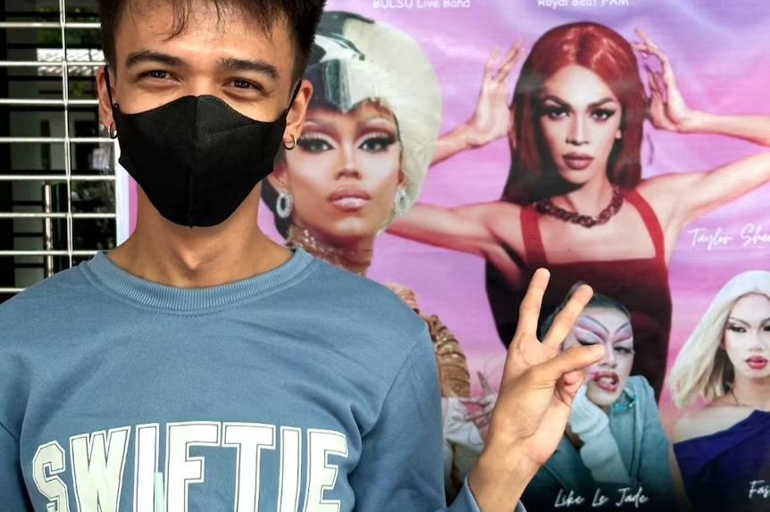 Taylor Sheesh bắt đầu học theo những màn trình diễn của Taylor Swift từ năm 2017.