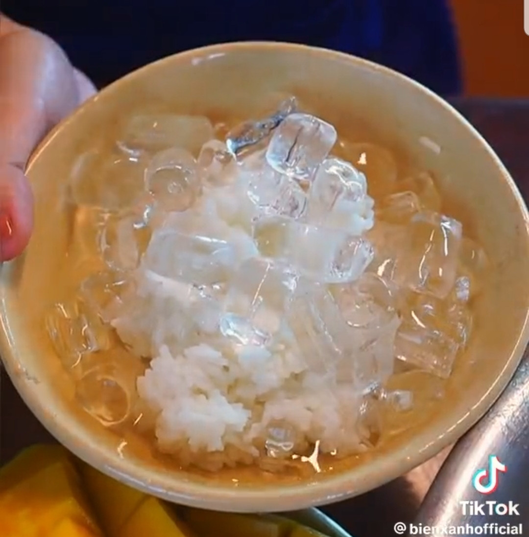 Món ăn độc lạ nhưng vô cùng khó cưỡng. Món ăn độc lạ nhưng vô cùng khó cưỡng.